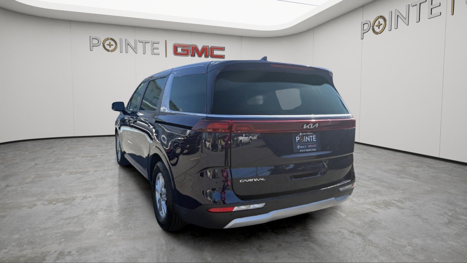 2024 Kia Carnival — detail view